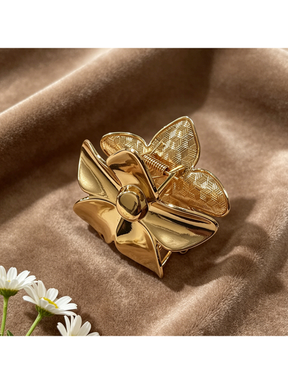 Beau - Vintage Flower Shape Plated Hair Clip