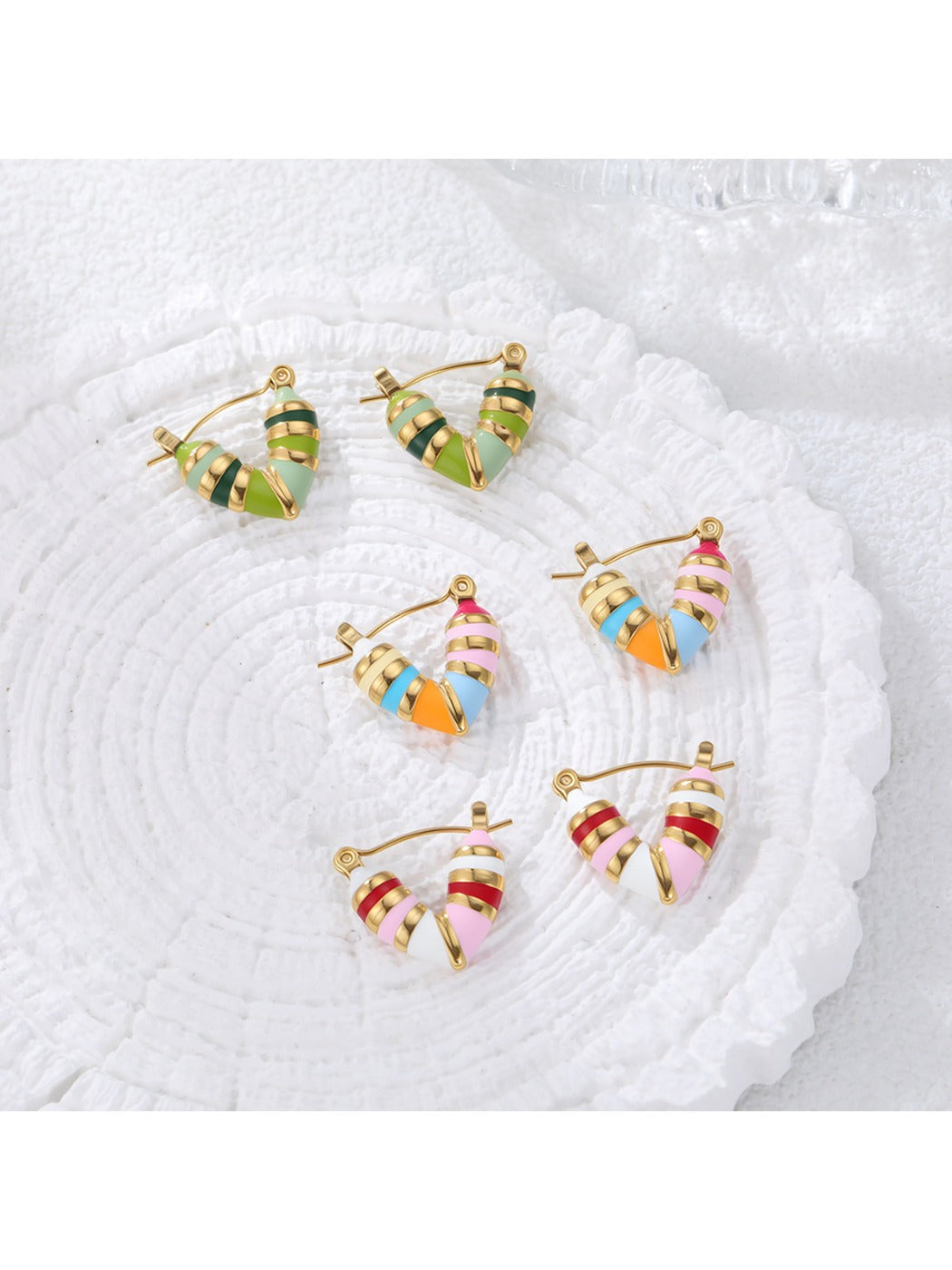 Earedge - Colorful Heart Elegant Earrings