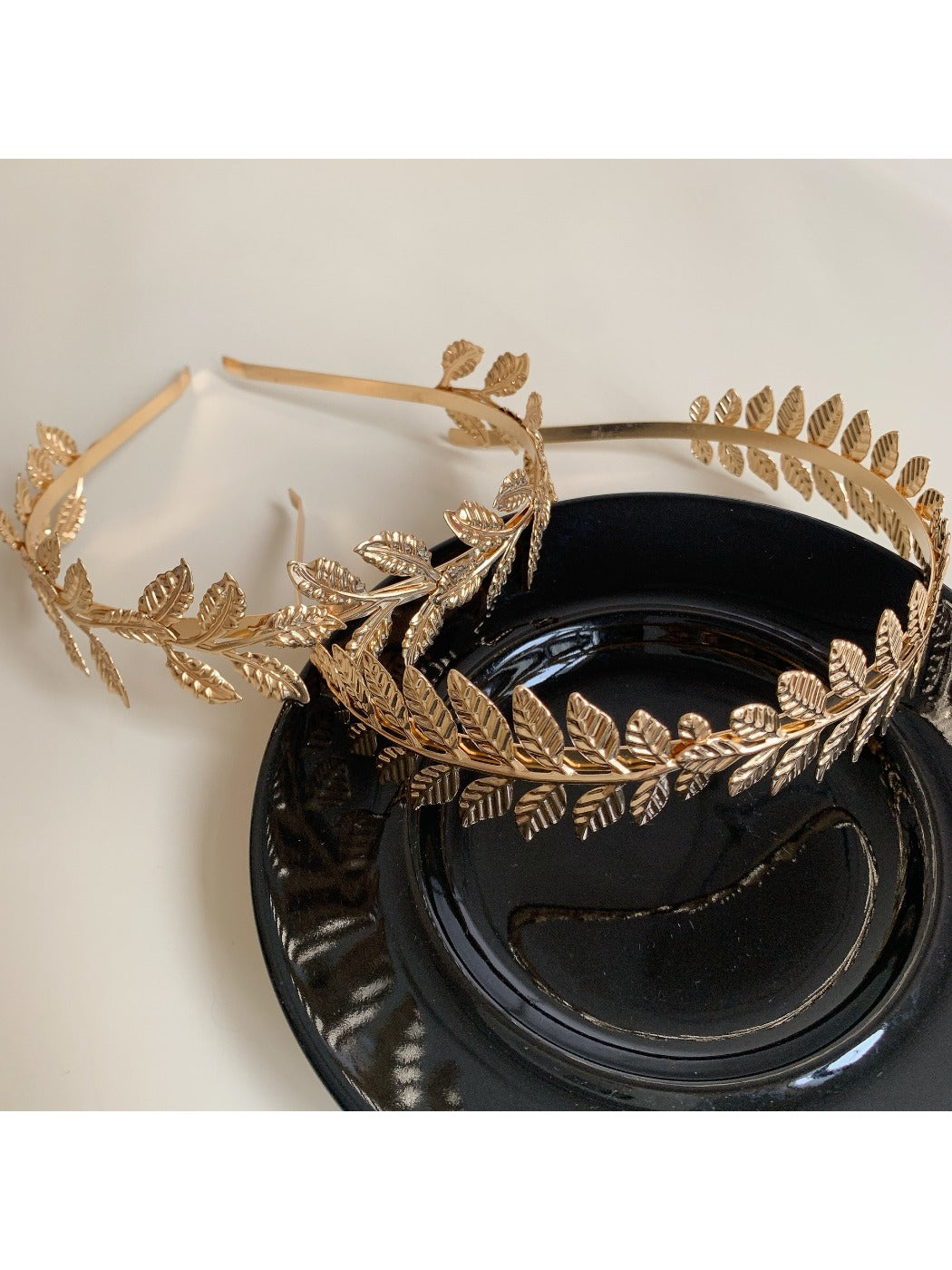 Gifty - Vintage Laurel Leaf Headband