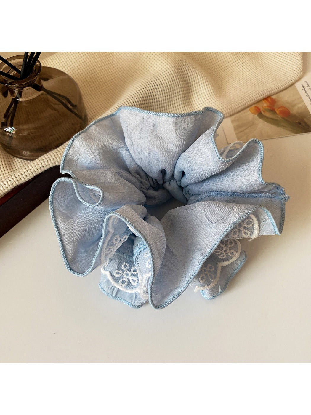 Gifty - Soft Spring Ruffle Hair Ring