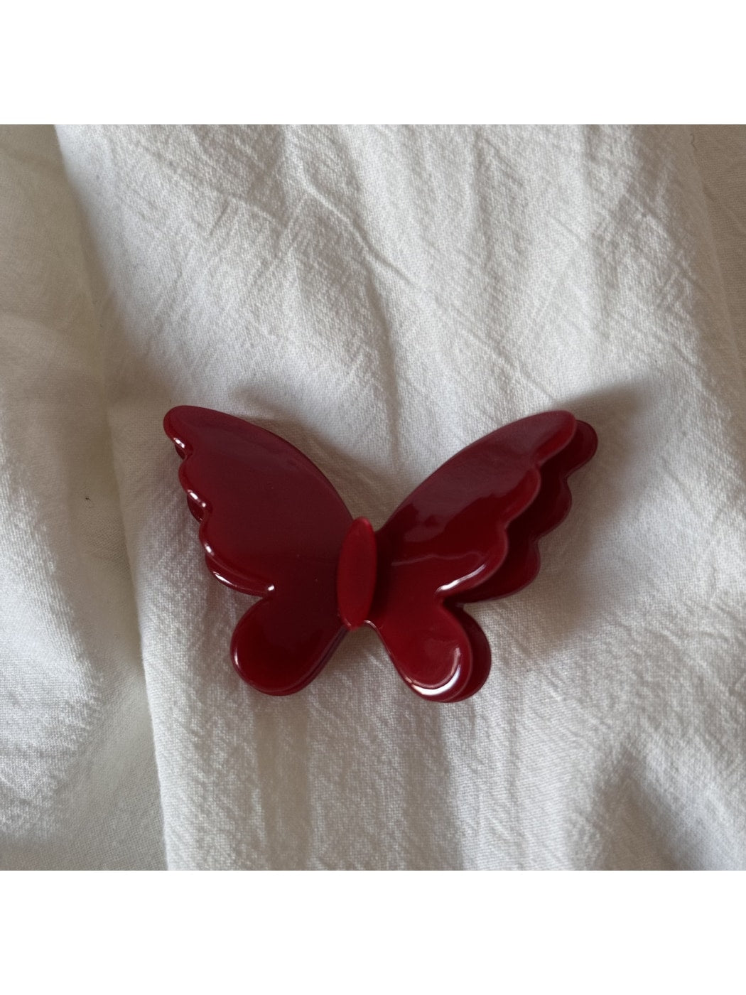 Beau - Dimensional Butterfly Acetate Hair Clip