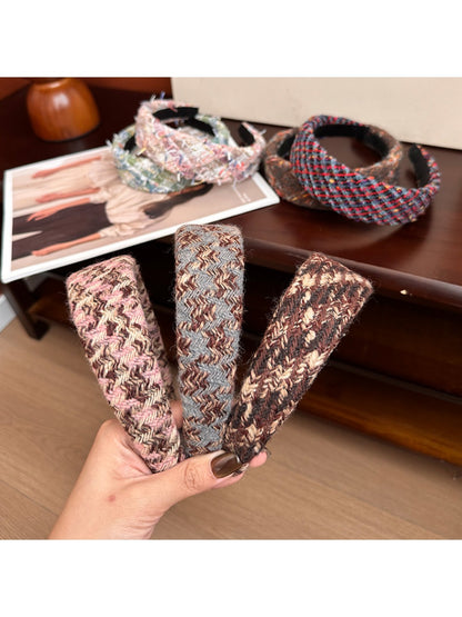 Gifty - Cozy Knit Headband Color Block Design