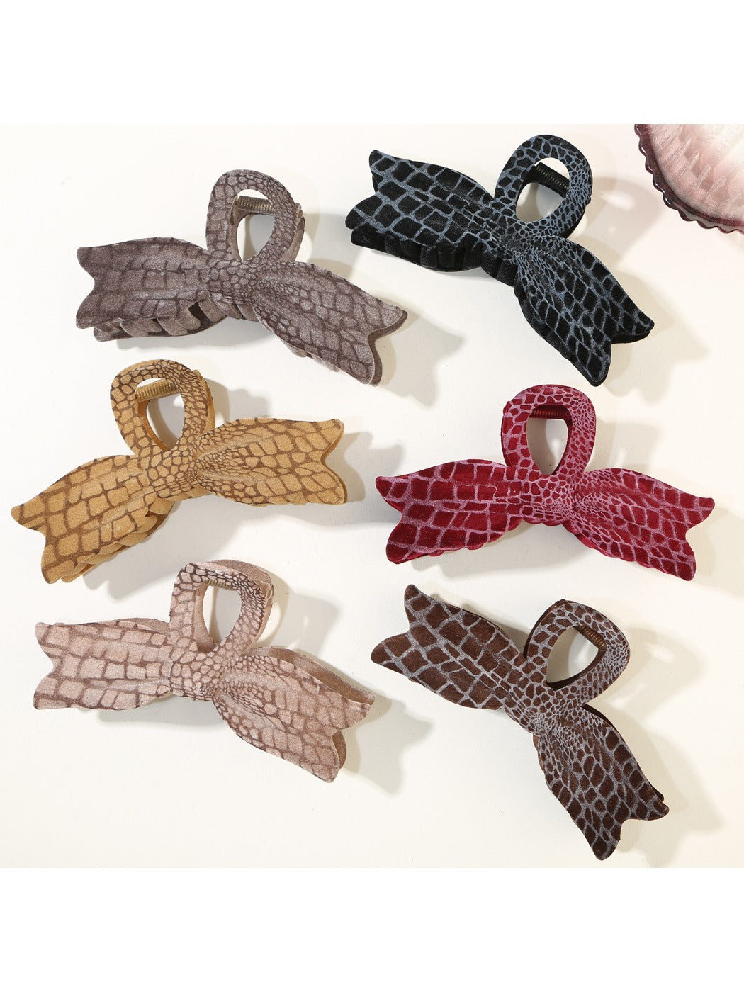 Beau - Vintage Leopard Print Bow Claw Clip