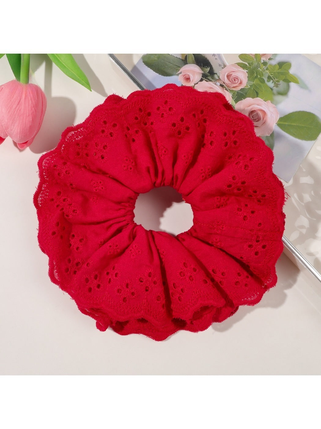 Gifty - Cream Colored Lace Hair Loop