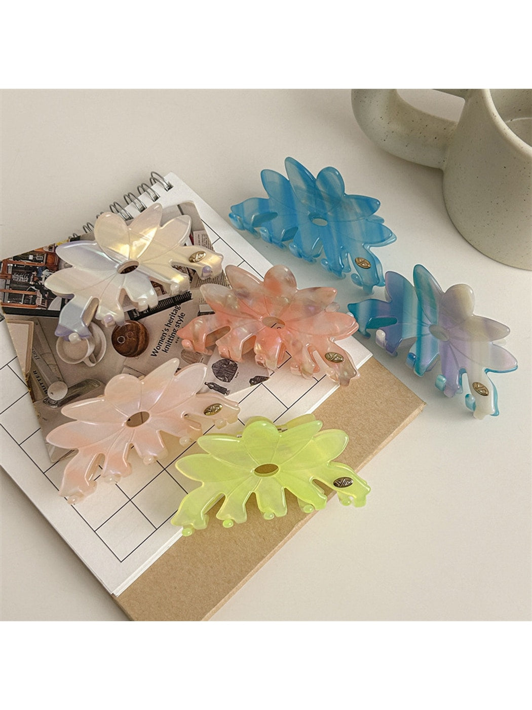Beau - Glossy Flower Petal Hair Styling Claw Clip