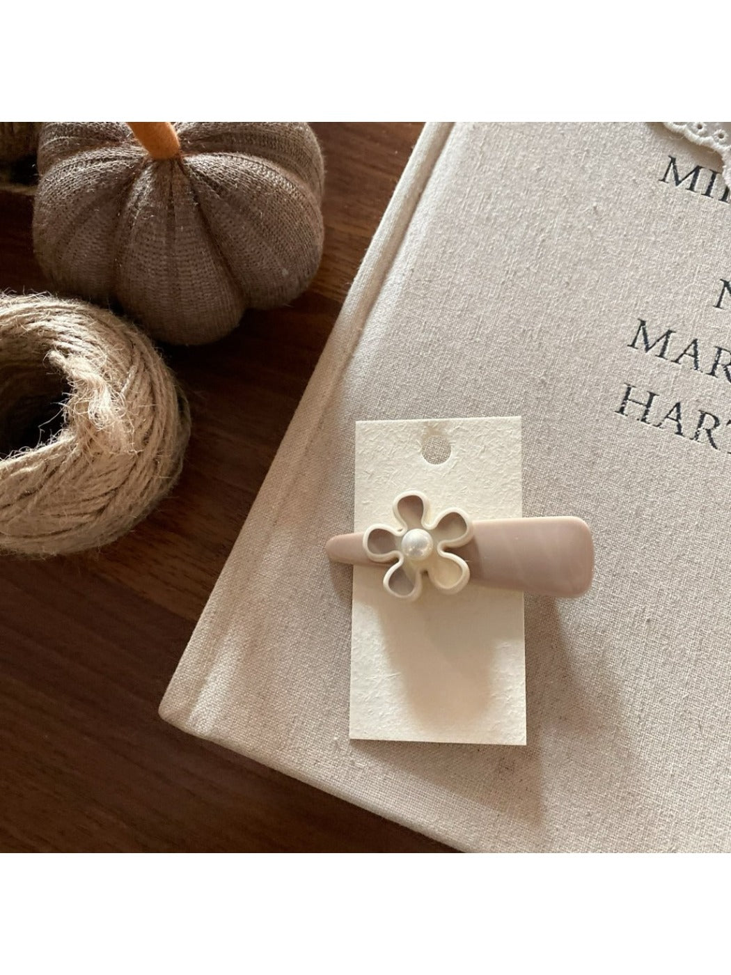 Beau - Elegant Floral Bow Hair Clip