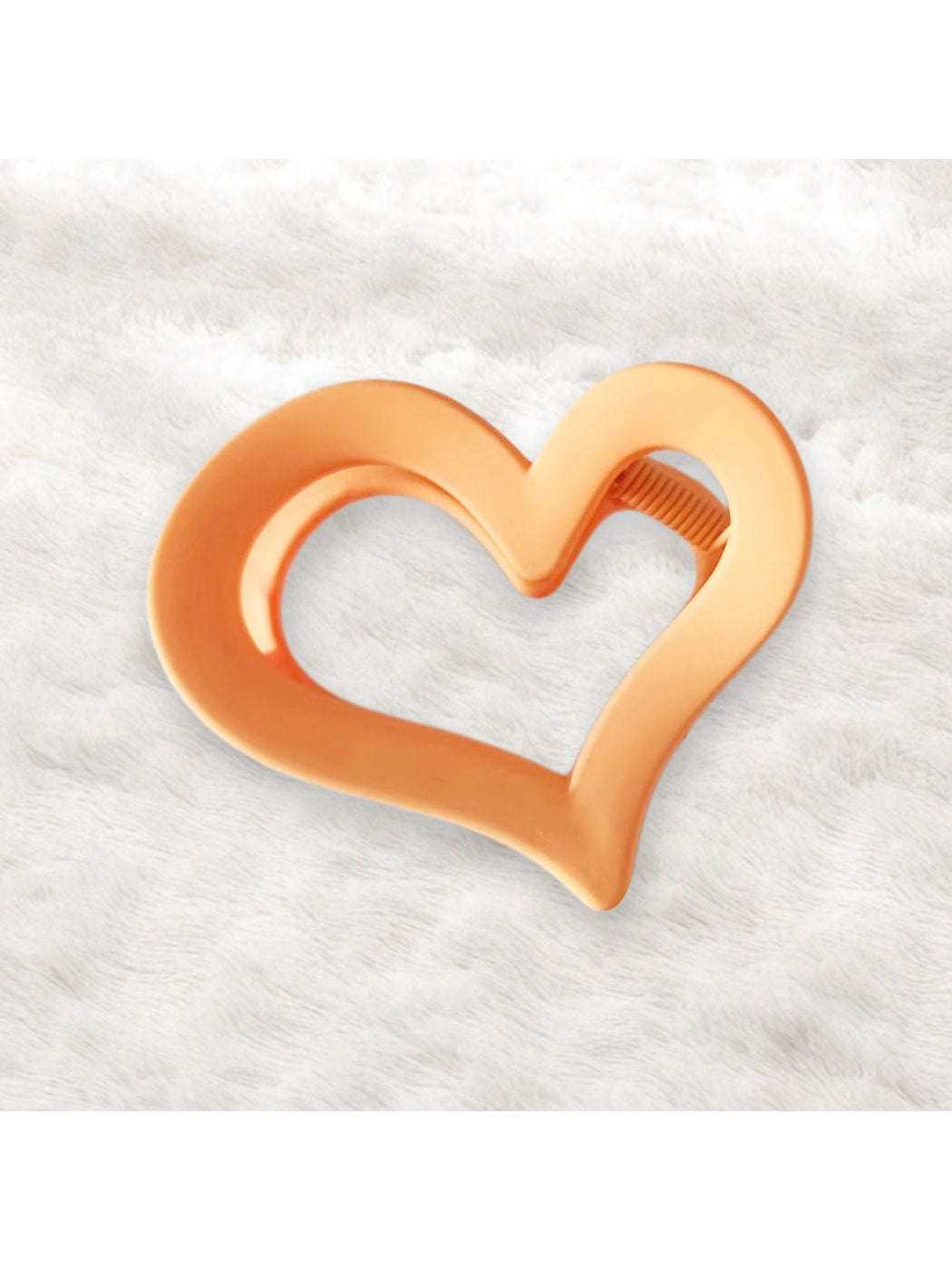 Beau - Modern Minimalist Hollow Heart Plastic Claw Clip