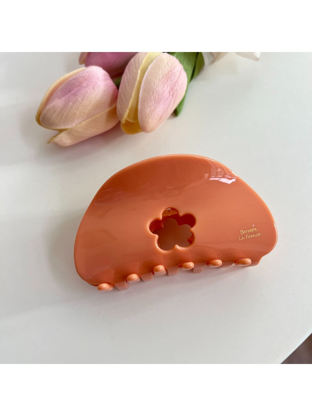 Beau - Hollowed-Out Flower-Shaped Hair Clip