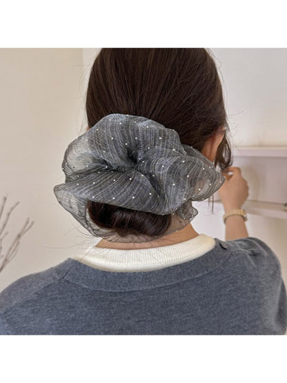 Gifty - Chic Striped Ruched Scrunchie