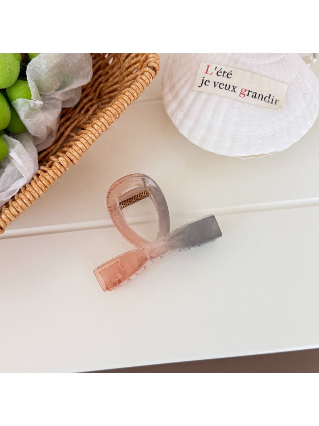 Beau - Sweet Bow Design Gradient Claw Clip