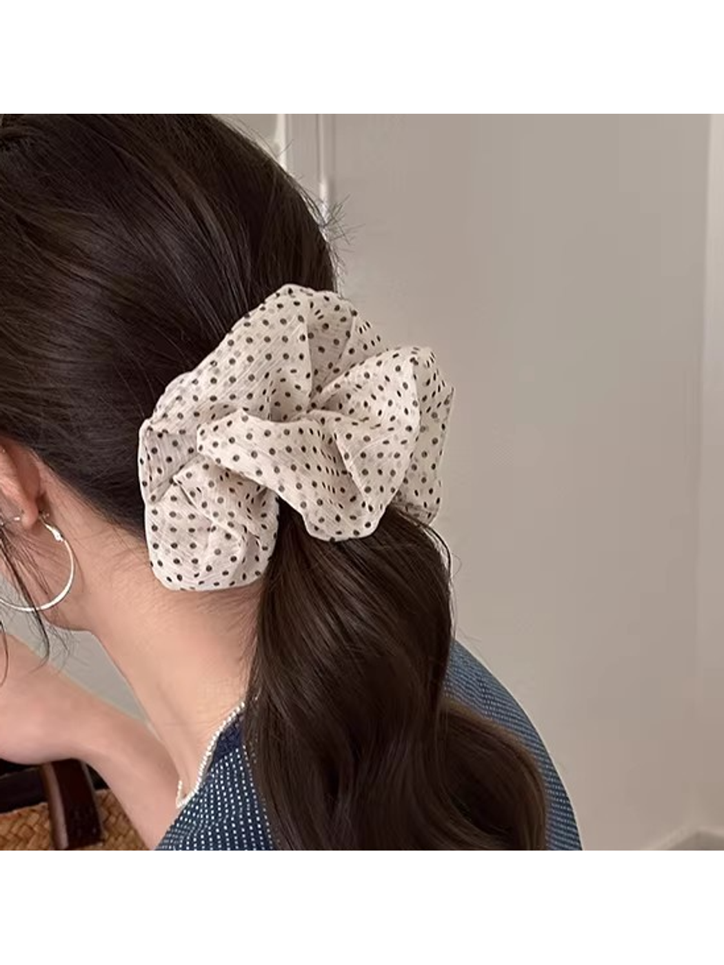 Gifty - Polka Dot High Stretch Scrunchie