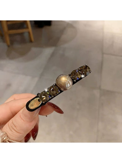 Beau - Elegant Rhinestone-Embellished Hair Clip