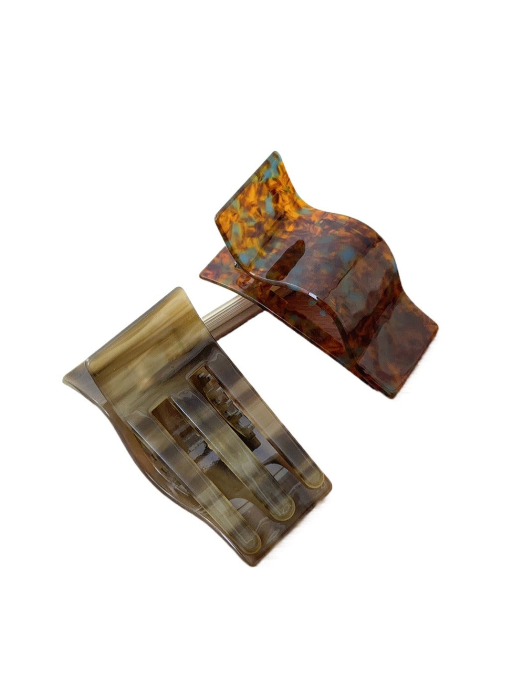 Beau - Stylish Wavy Acetate Hair Clip