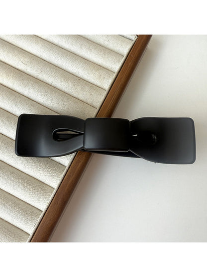 Beau - Minimalist Bow Shaped Hair Claw Clip
