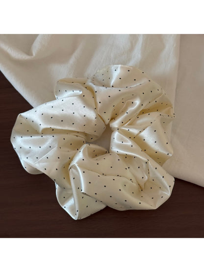 Gifty - Polka Dot Ruched Satin Finish Scrunchie