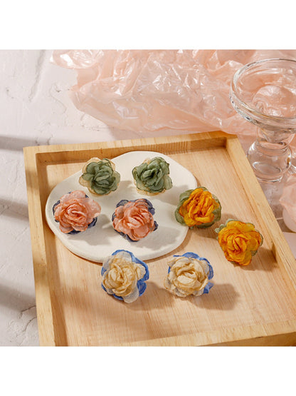 Earedge - Lace Flower Stud Earrings