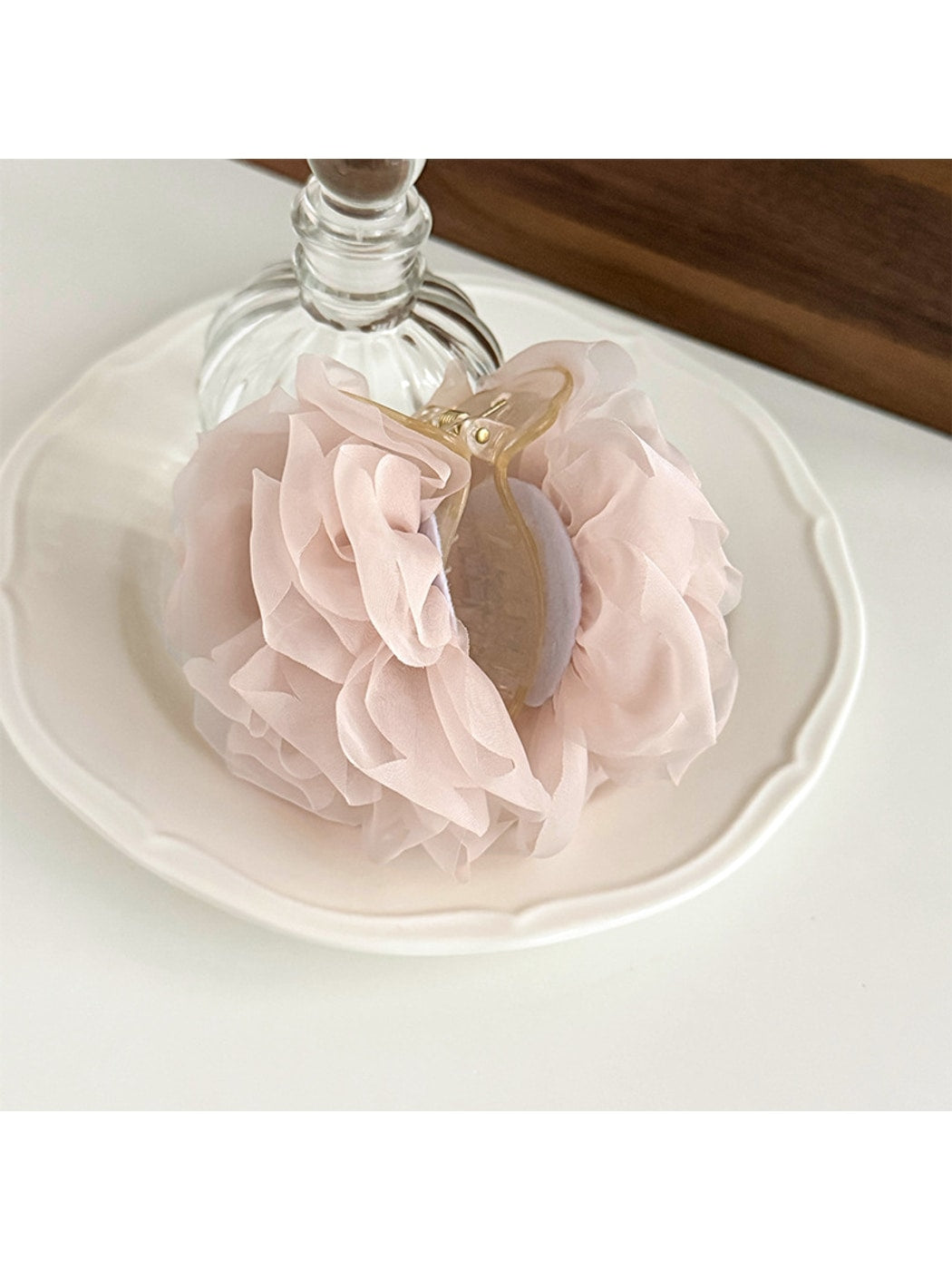 Beau - Floral Mesh Flower Bud Decorative Claw Clip