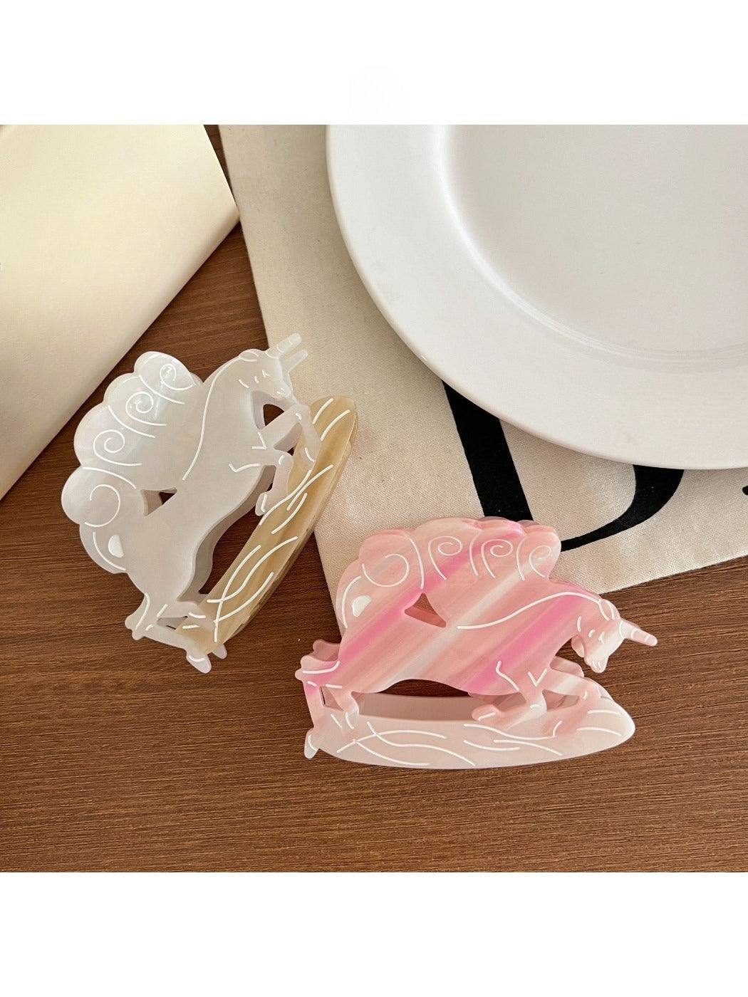 Beau - Unicorn Shaped Acetate Hair Clip