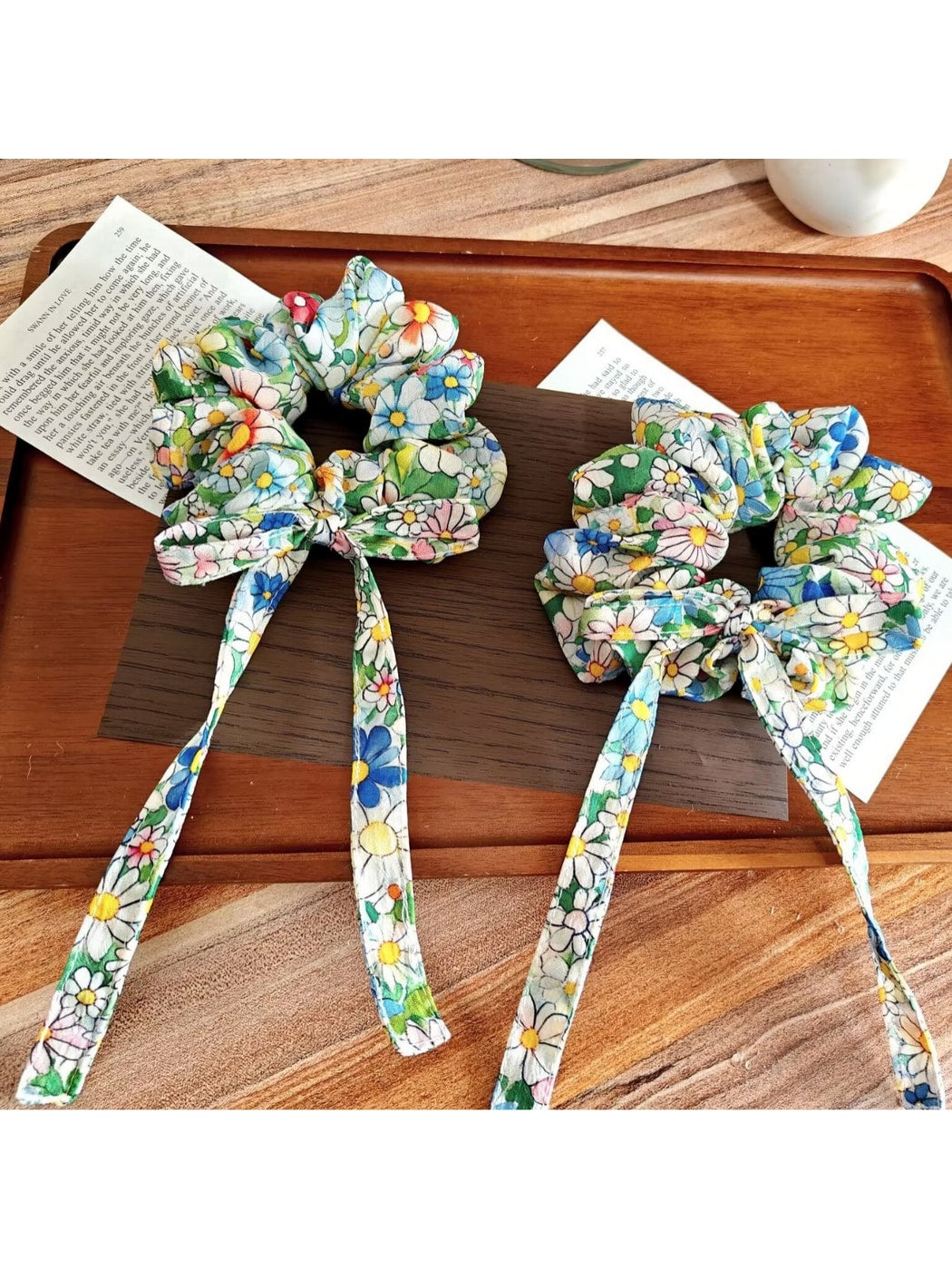Gifty - Sweet Floral Print Fabric Ponytail Scrunchie