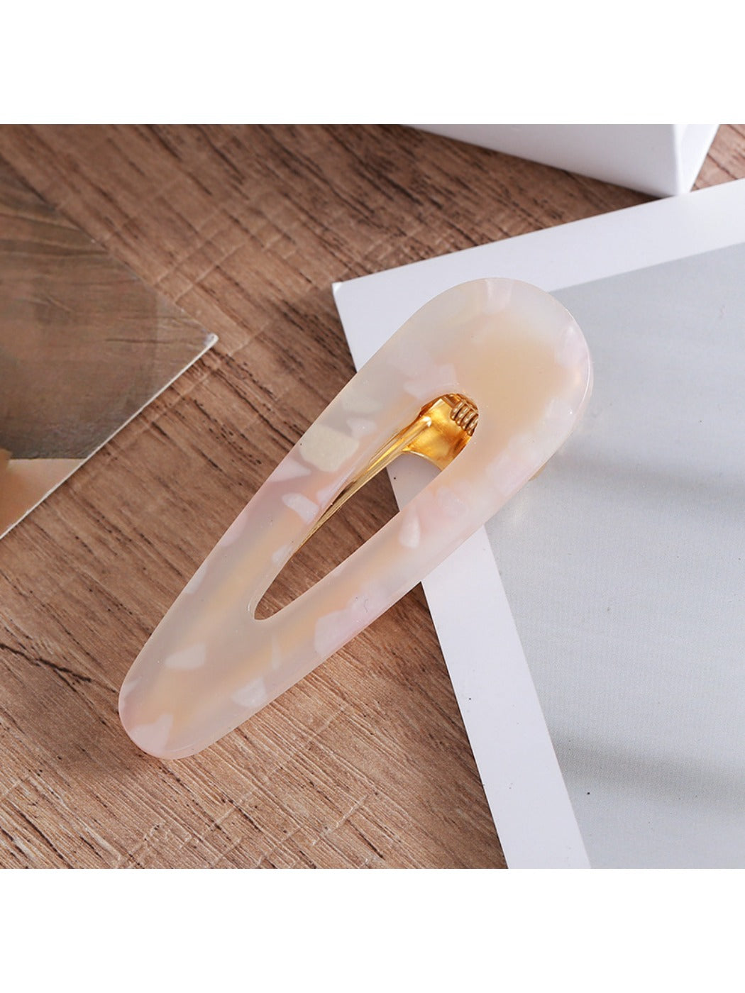 Beau - Chic Duckbill Hair Clip