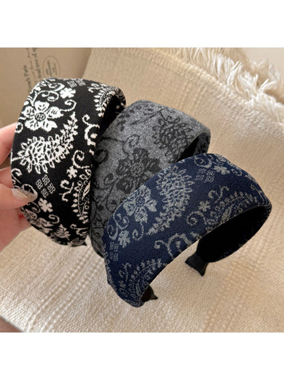 Gifty - Exquisite Dark Chic Headband