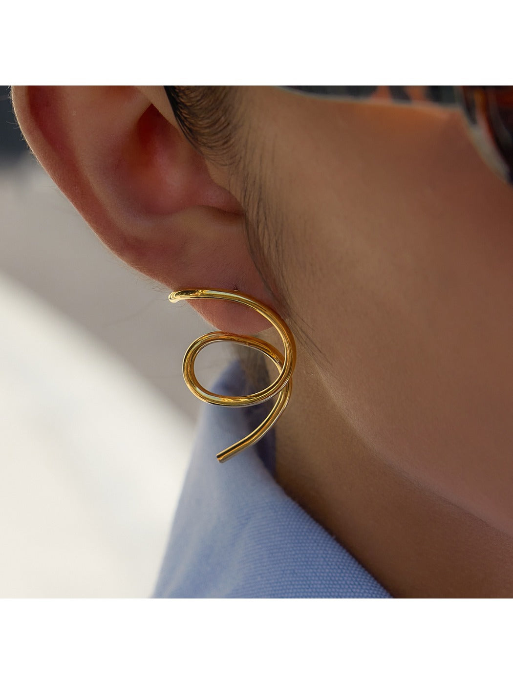 Earedge - Wrapped Organic Line Earrings