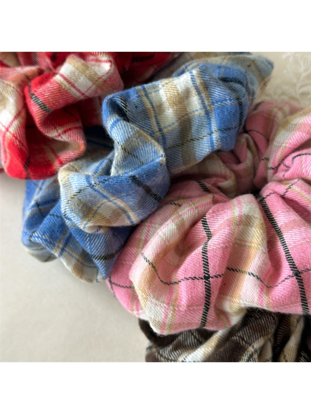 Gifty - Cute Vintage Plaid Hair Ties