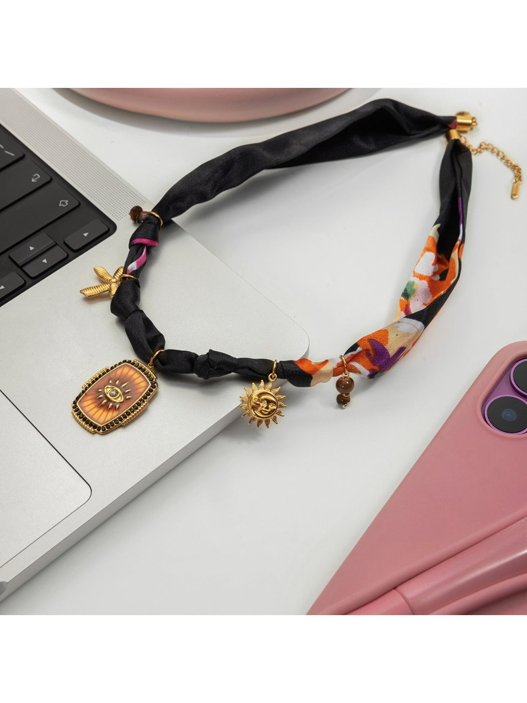 Earedge - Bohemian Eye Pendant Necklace