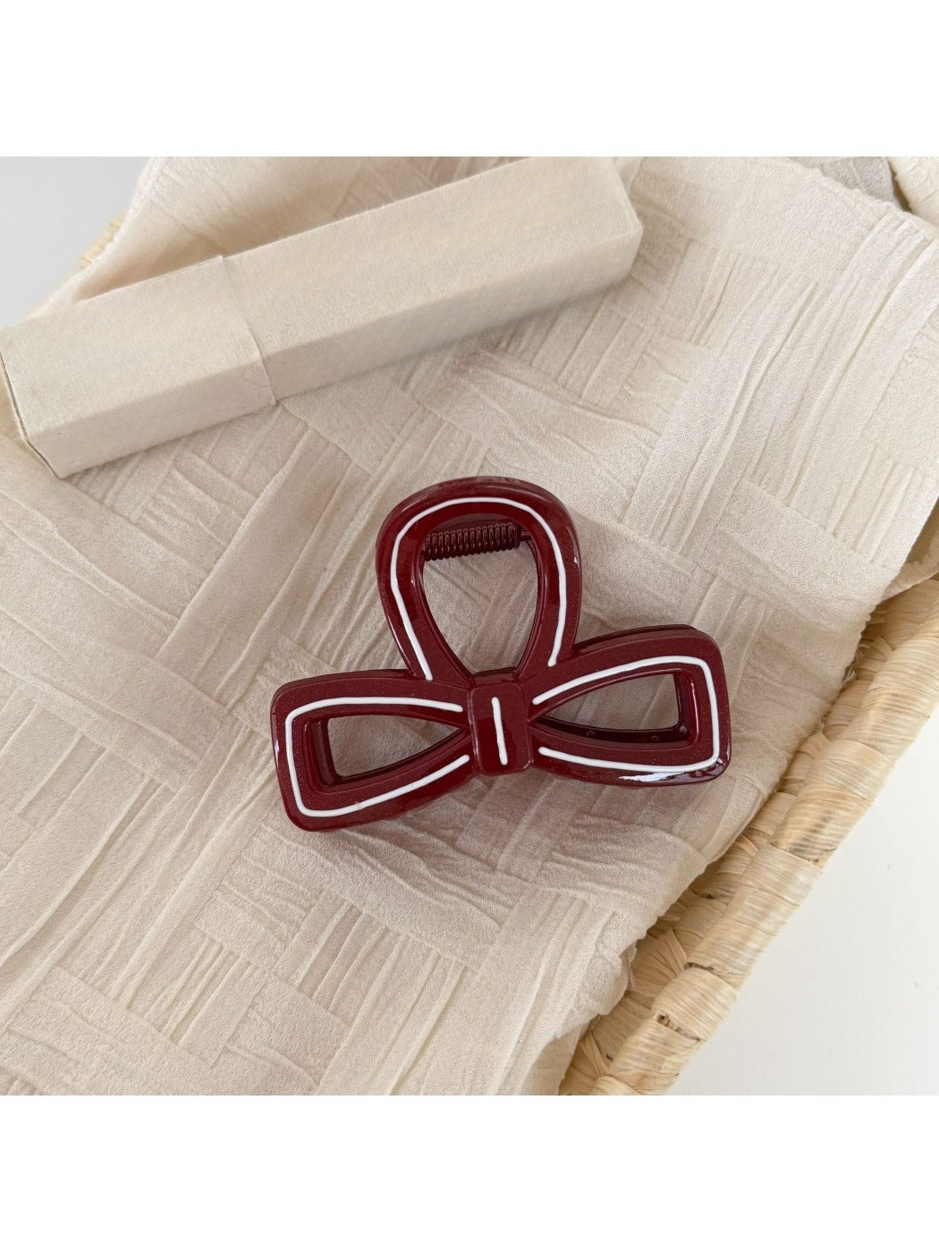 Beau - Versatile Red Irregular-Shaped Hair Clip