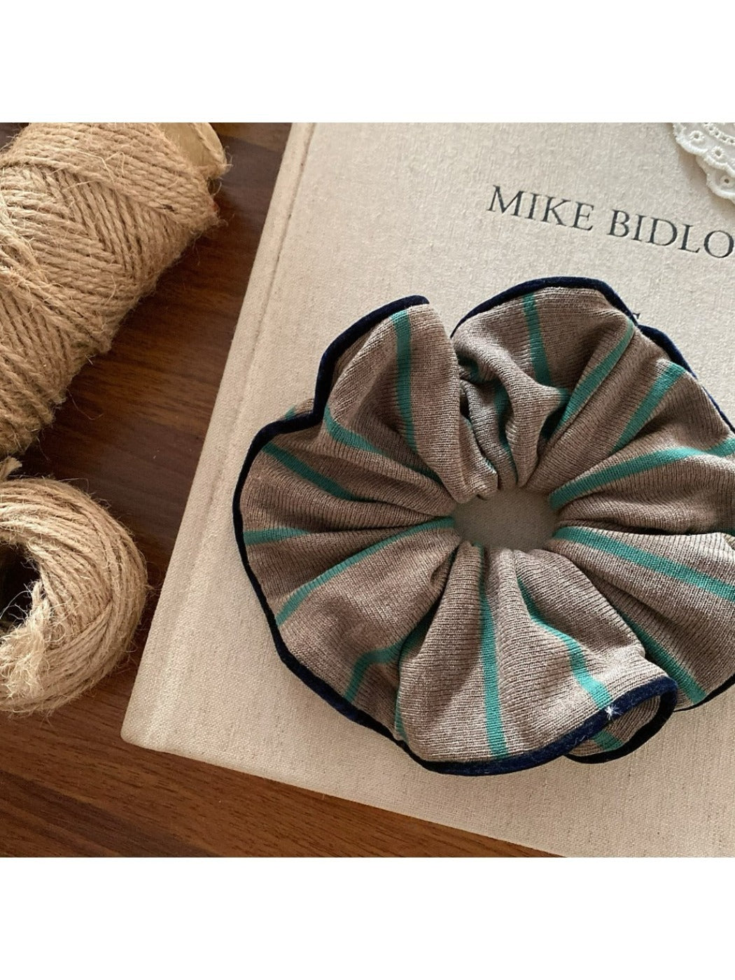 Gifty - Striped Knitted Large Intestine Hair Ties