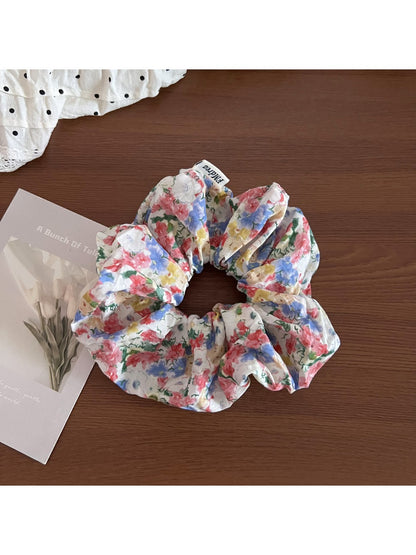 Gifty - Romantic Floral Spiral-Shaped Hair Tie
