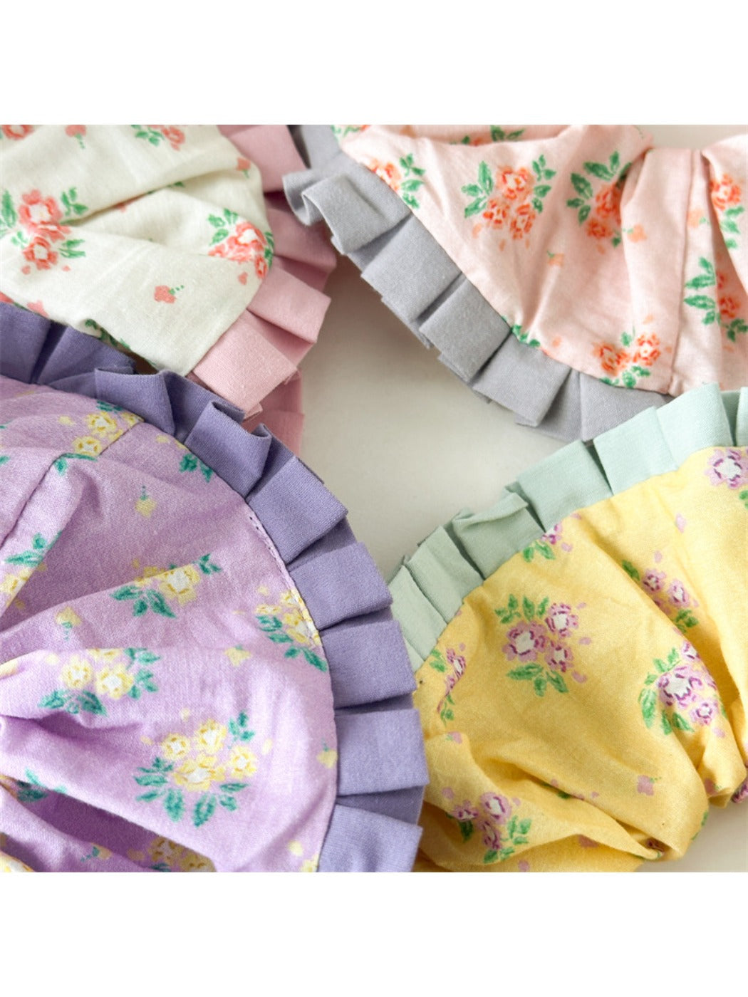 Gifty - Cute Small Flower Hair Tie