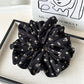 Gifty - Elegant Floral Pattern Scrunchie