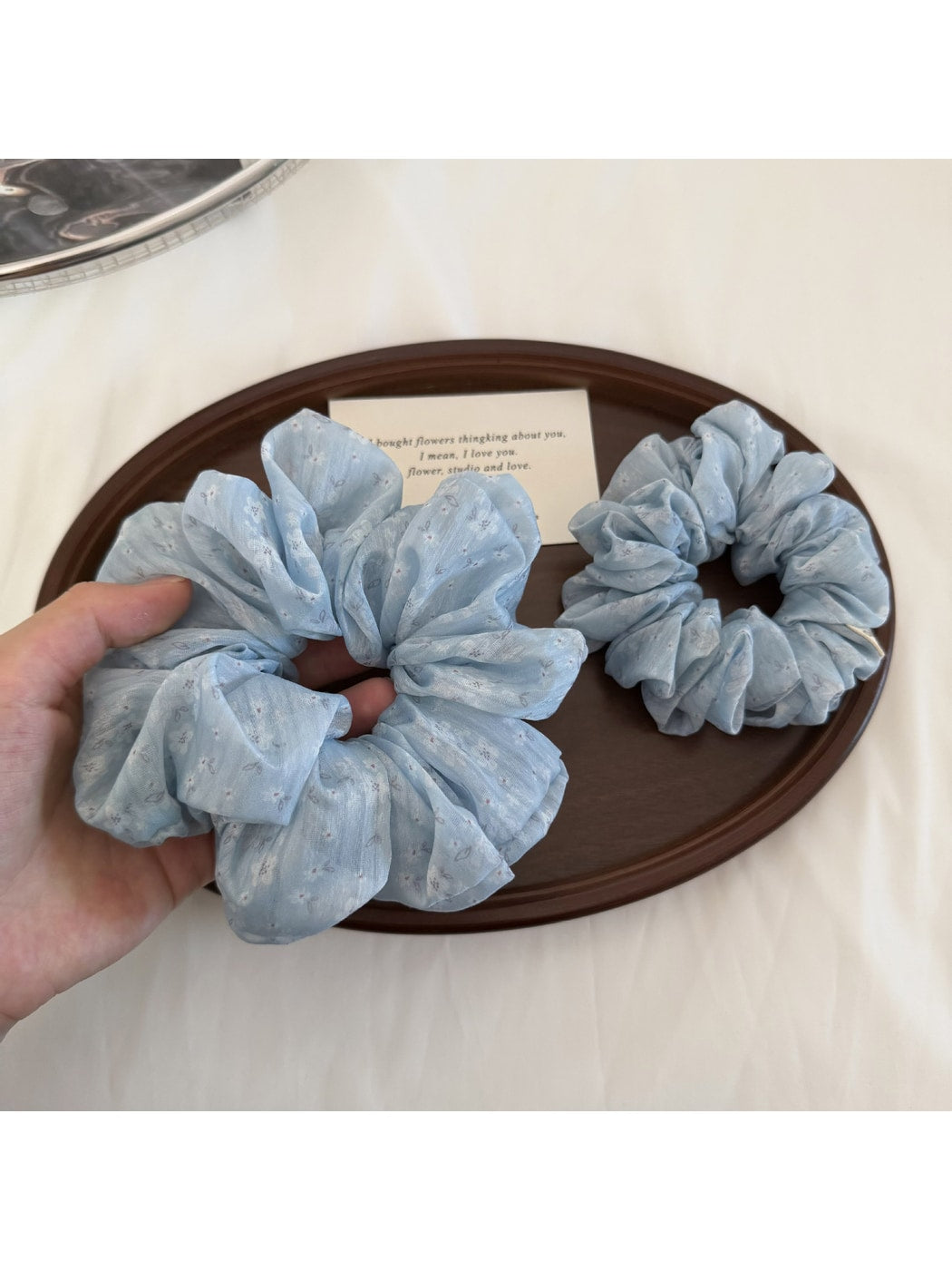 Gifty - Floral Print Polyester Ruffled Scrunchie