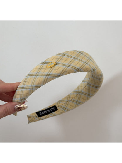 Gifty Sweet Plaid headband folded to show inner lining and fabric details
