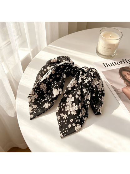 Gifty - Vintage Style Flower Print Bow Hair Scrunchie