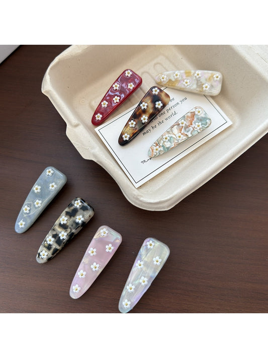 Beau - Elegant Oval Floral Hair Claw Clip