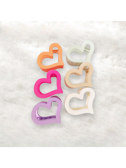 Beau - Modern Minimalist Hollow Heart Plastic Claw Clip