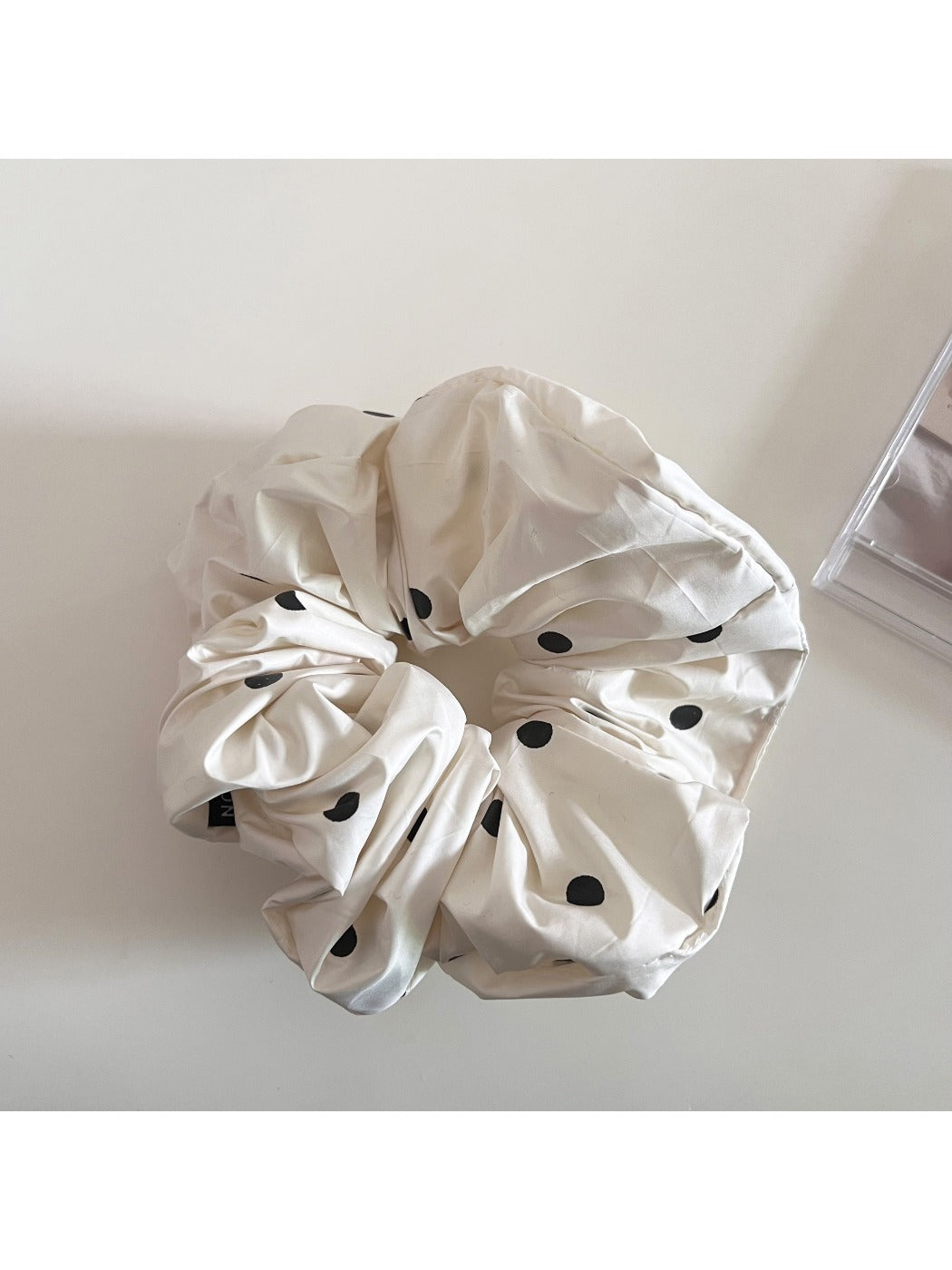 Gifty - Soft Voluminous Polka Dot Scrunchie