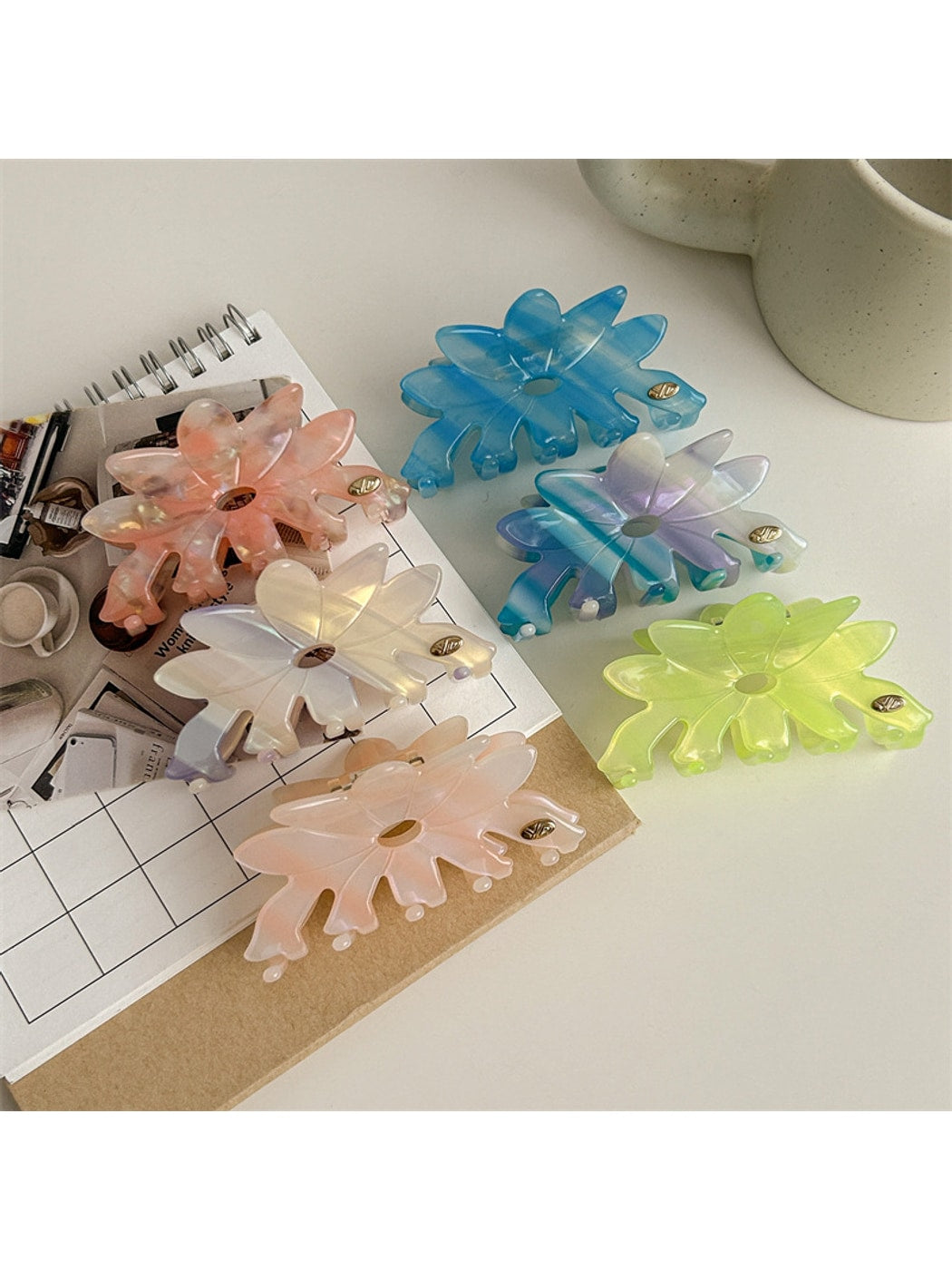Beau - Glossy Flower Petal Hair Styling Claw Clip