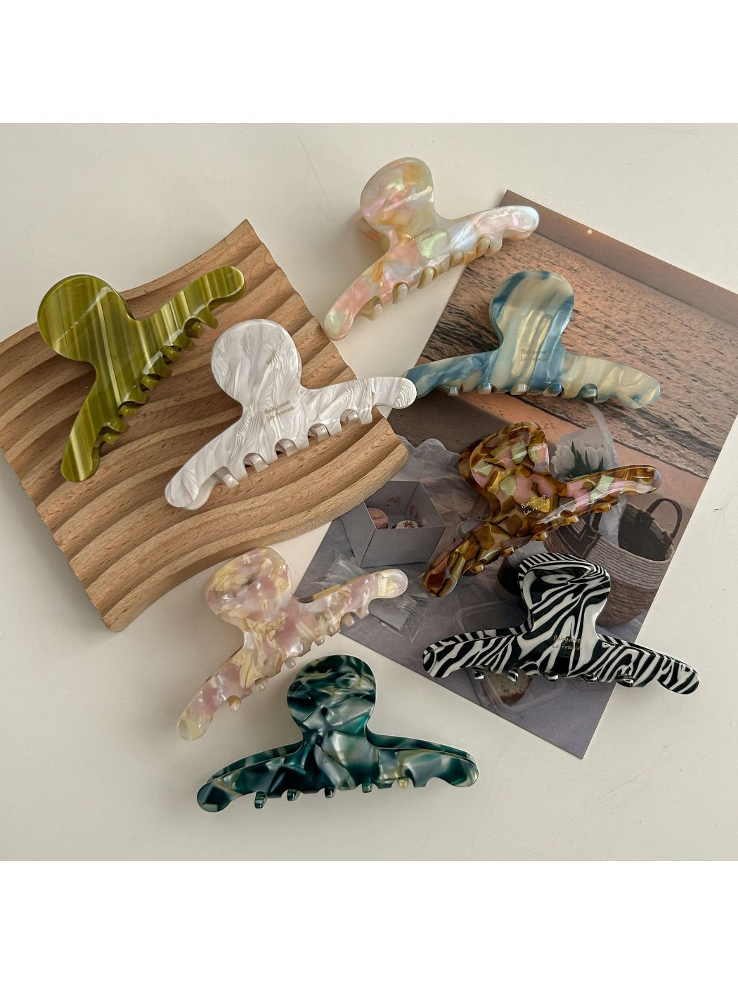 Beau - Elegant Ombre Hair Claw Clip