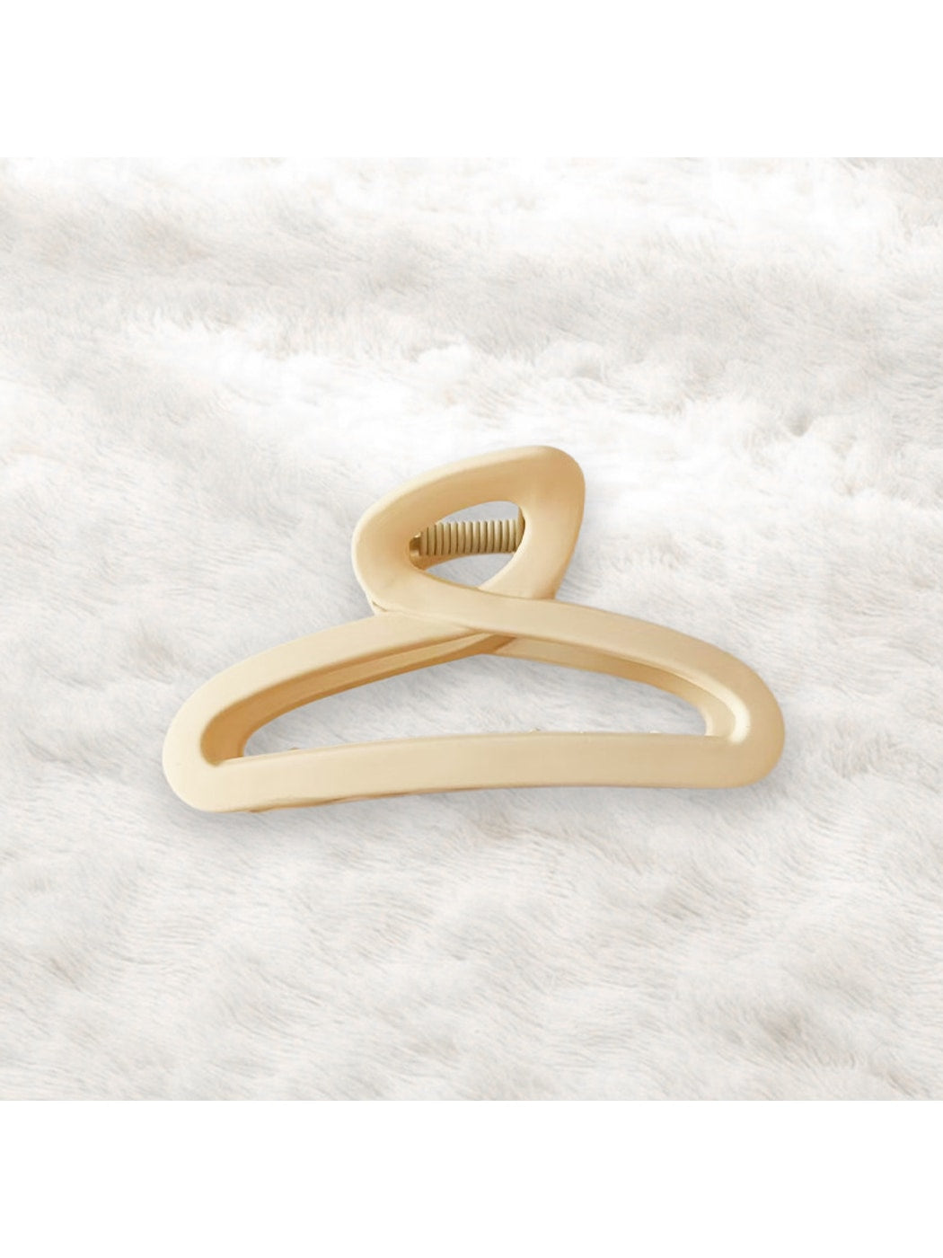 Beau - Matte Hollow Geometric Plastic Hair Claw Clip