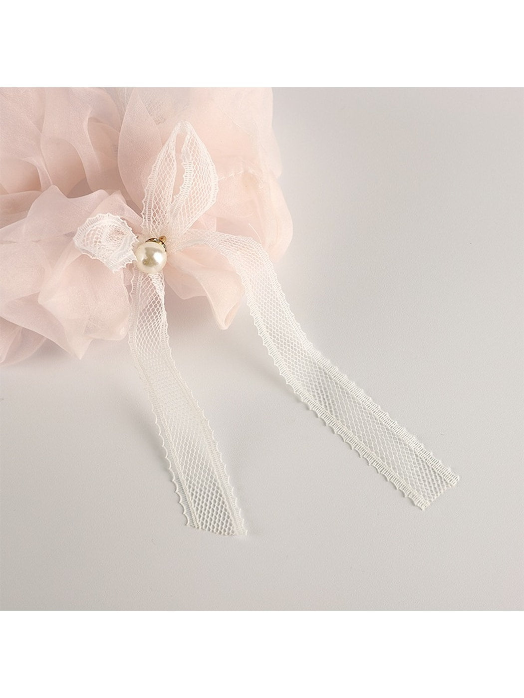 Gifty - Lace Ribbon Tail Elastic Fabric Scrunchie