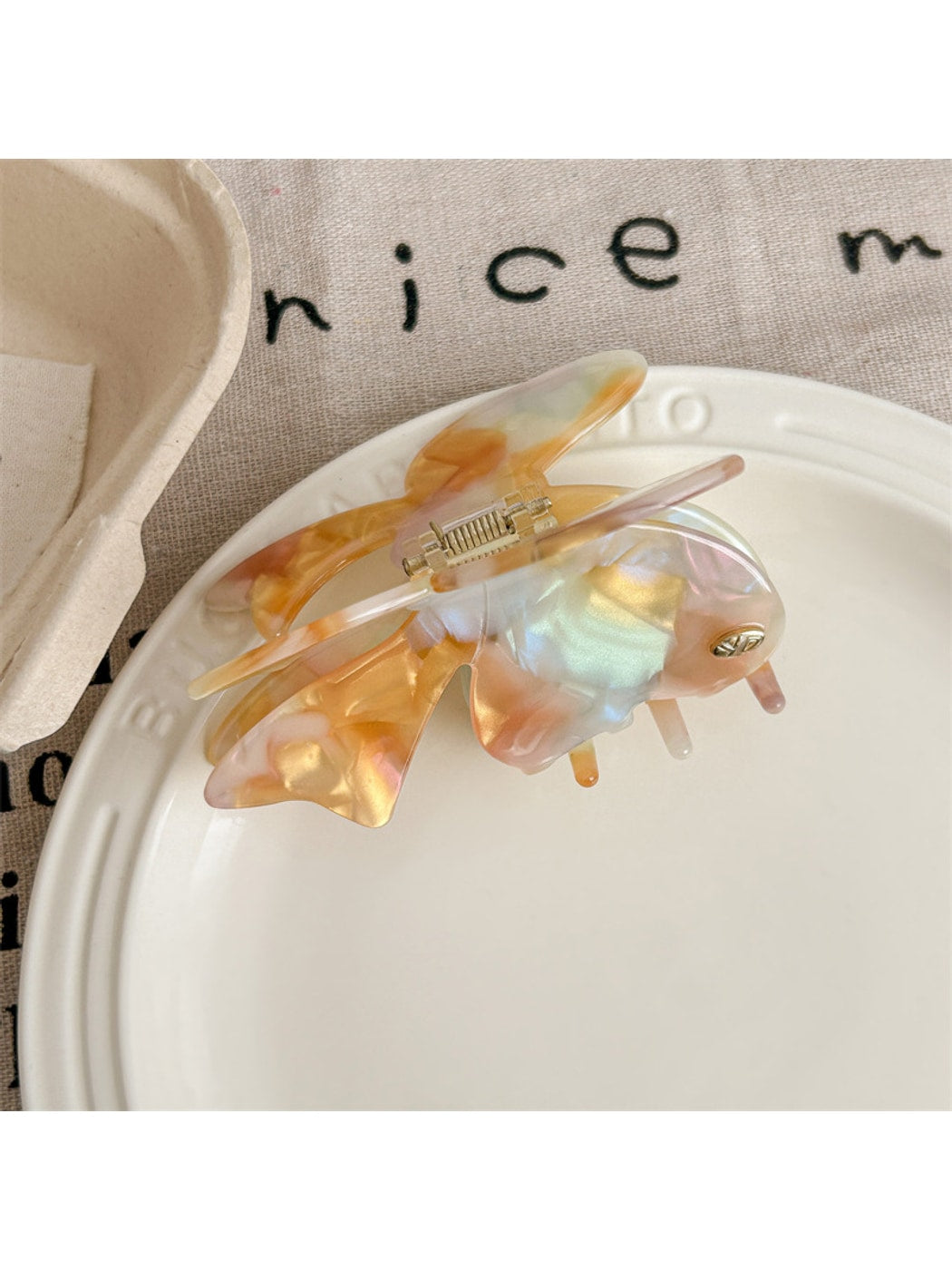 Beau - Sweet Style Butterfly Shape Hair Styling Claw Clip