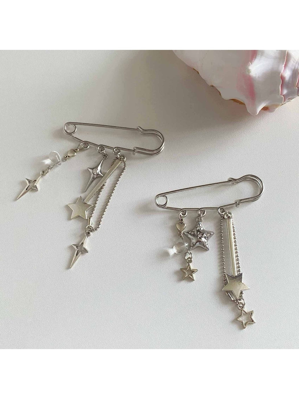 Brovia - Alloy Star Charm Brooch