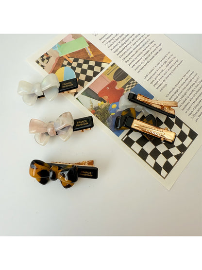 Beau - Trendy Bow Hair Clip