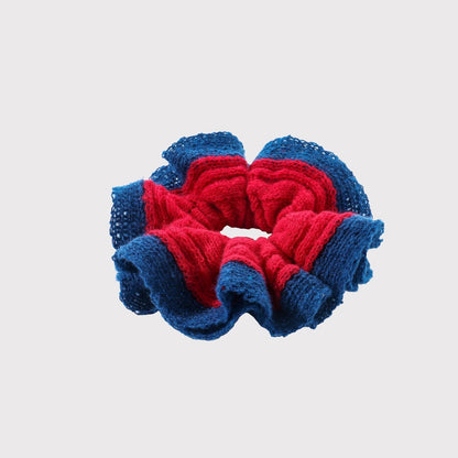 Gifty - Bright Knit Texture Scalloped Scrunchie