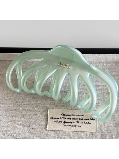 Beau - Plastic Alloy Sweet Style Claw Hair Clip