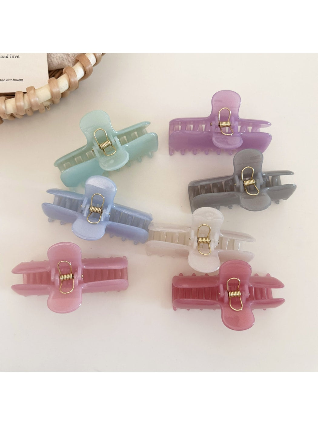 Beau - Glossy Square PC Alloy Hair Claw Clip