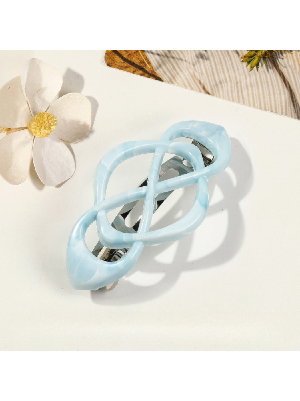 Beau - Stylish Hollow Plastic Hair Clip